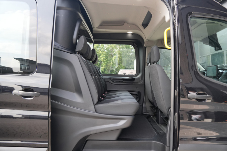 Ford Transit 350 2.0 TDCI L3H2 Trend 130pk DC 7 zits - Navi - Stoelverwarming - Raptor - Cruise - Trekhaak - PDC - Rijklaar