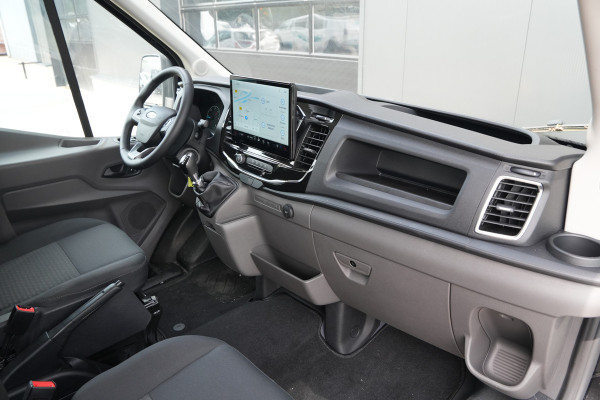 Ford Transit 350 2.0 TDCI L3H2 Trend 130pk DC 7 zits - Navi - Stoelverwarming - Raptor - Cruise - Trekhaak - PDC - Rijklaar