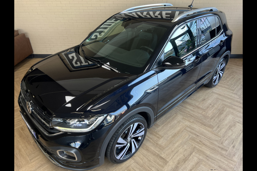 Volkswagen T-Cross 1.0 TSI 115pk R-Line | Carplay | 18" | Camara | Stoelverwarming | LED | Digitaal Display |