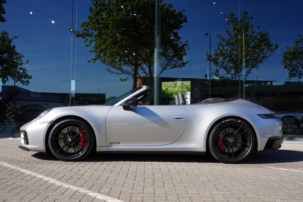 Porsche 911 992 Cabriolet 3.0 Carrera 4 GTS New Service / NL-Auto / Sport Design / Lifting / Sportuitlaat