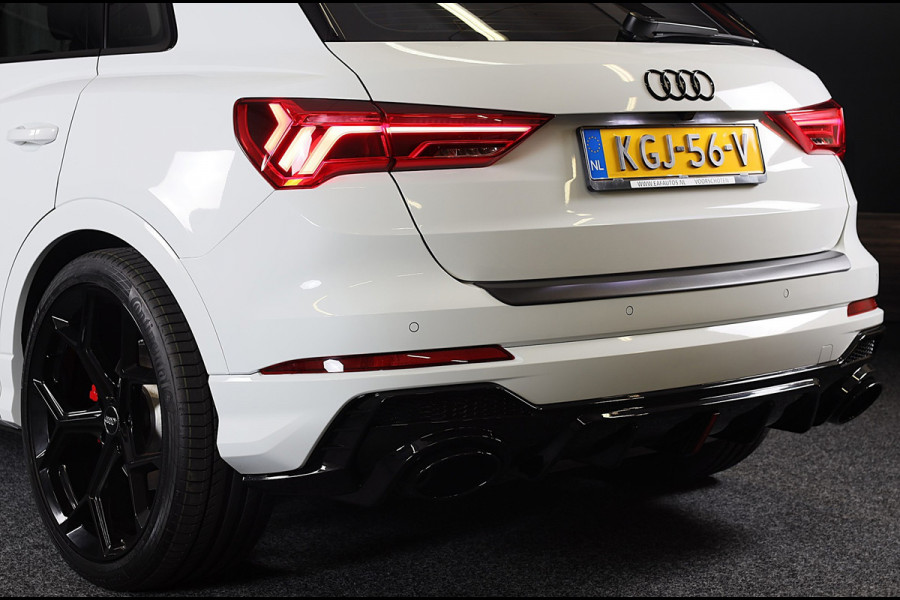 Audi Q3 45 TFSI e RSQ3 Look / AUT / Cc / Lane Assist / Camera / Dig Cockpit / Open Panoramadak / Pdc / Matrix / 21 Inch