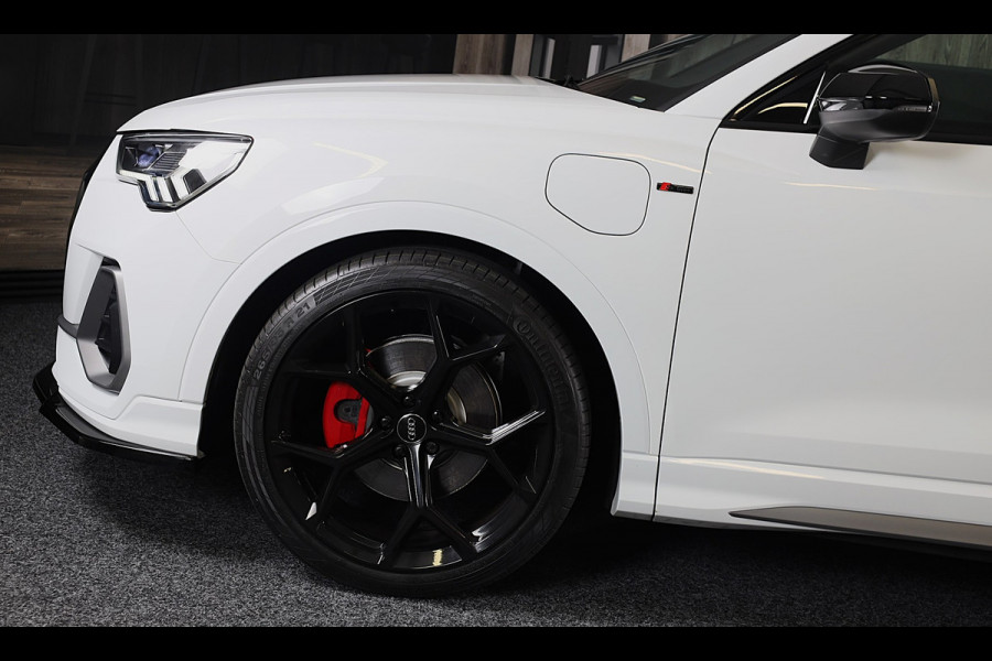 Audi Q3 45 TFSI e RSQ3 Look / AUT / Cc / Lane Assist / Camera / Dig Cockpit / Open Panoramadak / Pdc / Matrix / 21 Inch