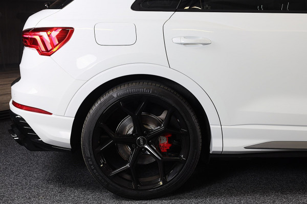 Audi Q3 45 TFSI e RSQ3 Look / AUT / Cc / Lane Assist / Camera / Dig Cockpit / Open Panoramadak / Pdc / Matrix / 21 Inch