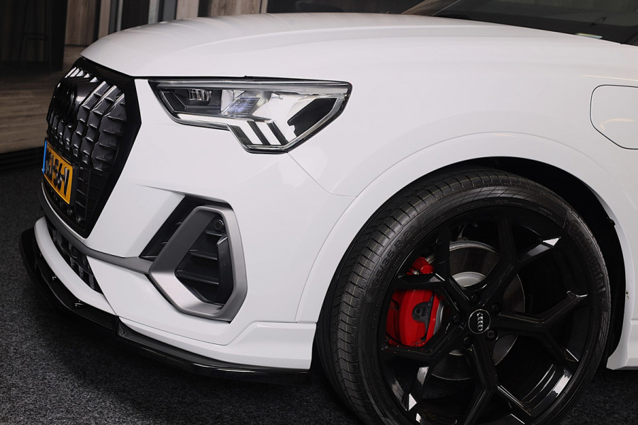 Audi Q3 45 TFSI e RSQ3 Look / AUT / Cc / Lane Assist / Camera / Dig Cockpit / Open Panoramadak / Pdc / Matrix / 21 Inch