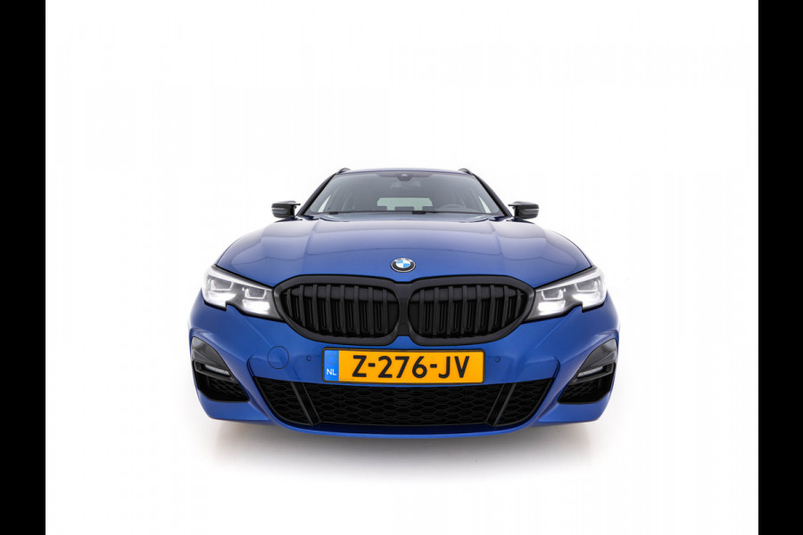 BMW 3 Serie Touring 330e High Executive M-Sportpack (Plug-in) Aut. *LEATHER-MICROFIBRE | FULL-LED | DIGI-COCKPIT | HEATED-SPORTSEATS | CAMERA | CARPLAY | SHIFT-PADDLES | NAVI-FULLMAP | PRIVACY-GLASS | ECC | PDC | CRUISE | TOWBAR | 18''ALU*