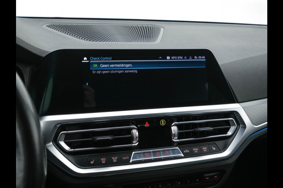 BMW 3 Serie Touring 330e High Executive M-Sportpack (Plug-in) Aut. *LEATHER-MICROFIBRE | FULL-LED | DIGI-COCKPIT | HEATED-SPORTSEATS | CAMERA | CARPLAY | SHIFT-PADDLES | NAVI-FULLMAP | PRIVACY-GLASS | ECC | PDC | CRUISE | TOWBAR | 18''ALU*