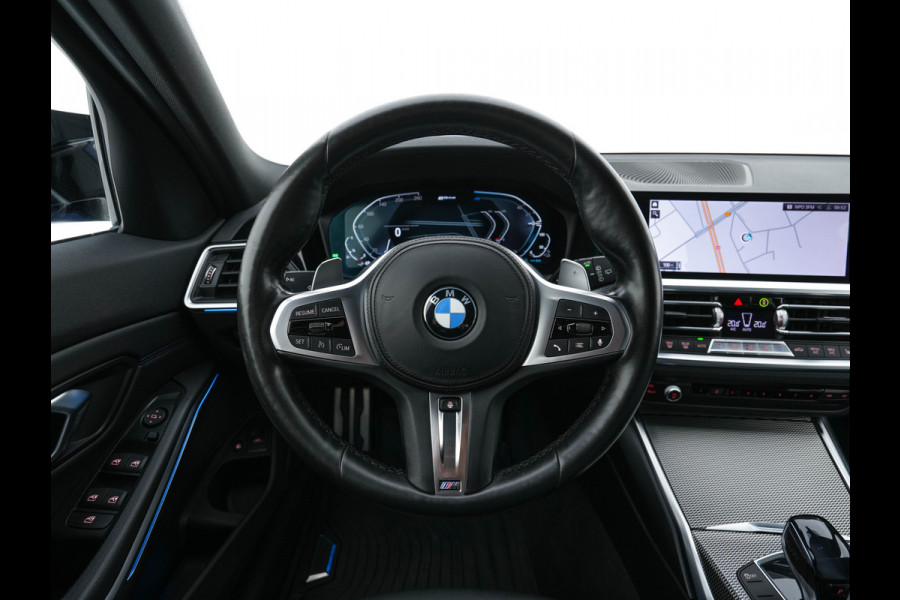 BMW 3 Serie Touring 330e High Executive M-Sportpack (Plug-in) Aut. *LEATHER-MICROFIBRE | FULL-LED | DIGI-COCKPIT | HEATED-SPORTSEATS | CAMERA | CARPLAY | SHIFT-PADDLES | NAVI-FULLMAP | PRIVACY-GLASS | ECC | PDC | CRUISE | TOWBAR | 18''ALU*