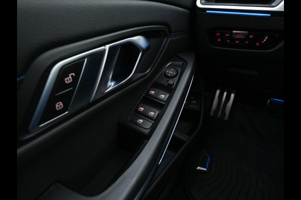 BMW 3 Serie Touring 330e High Executive M-Sportpack (Plug-in) Aut. *LEATHER-MICROFIBRE | FULL-LED | DIGI-COCKPIT | HEATED-SPORTSEATS | CAMERA | CARPLAY | SHIFT-PADDLES | NAVI-FULLMAP | PRIVACY-GLASS | ECC | PDC | CRUISE | TOWBAR | 18''ALU*