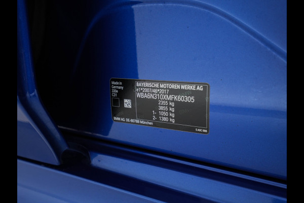 BMW 3 Serie Touring 330e High Executive M-Sportpack (Plug-in) Aut. *LEATHER-MICROFIBRE | FULL-LED | DIGI-COCKPIT | HEATED-SPORTSEATS | CAMERA | CARPLAY | SHIFT-PADDLES | NAVI-FULLMAP | PRIVACY-GLASS | ECC | PDC | CRUISE | TOWBAR | 18''ALU*