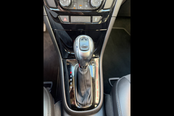 Opel Mokka X 1.4 Turbo Innovation - Automaat I Navigatie I Airco I LED I Camera I 1/2 Leer I Trekhaak I Dealer onderhouden