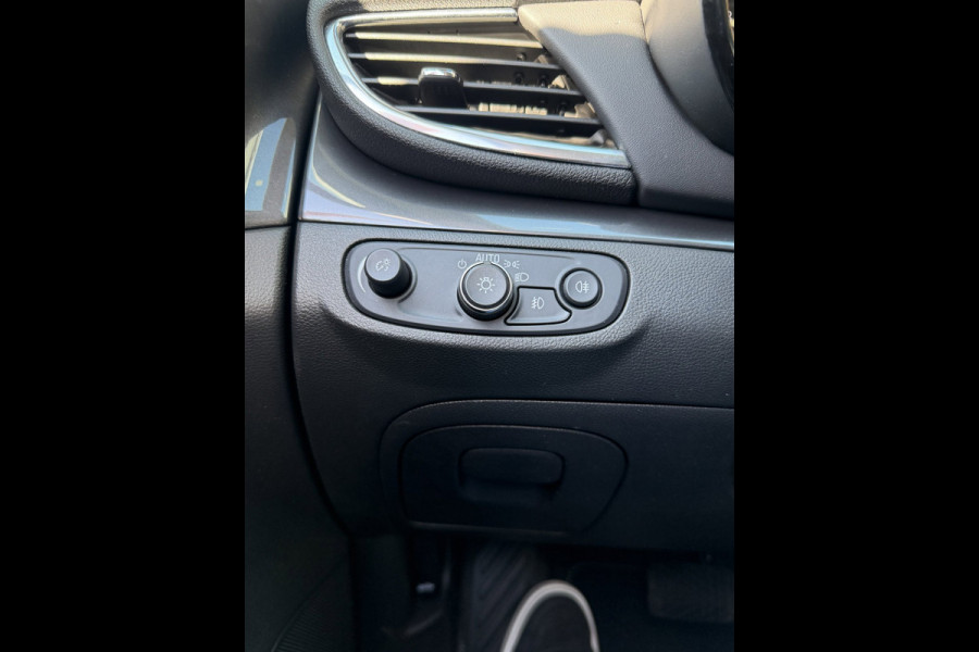 Opel Mokka X 1.4 Turbo Innovation - Automaat I Navigatie I Airco I LED I Camera I 1/2 Leer I Trekhaak I Dealer onderhouden