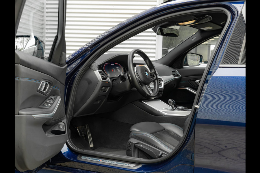 BMW 3 Serie Touring M340i xDrive - Lasers - ACC - Head-Up - Hifi