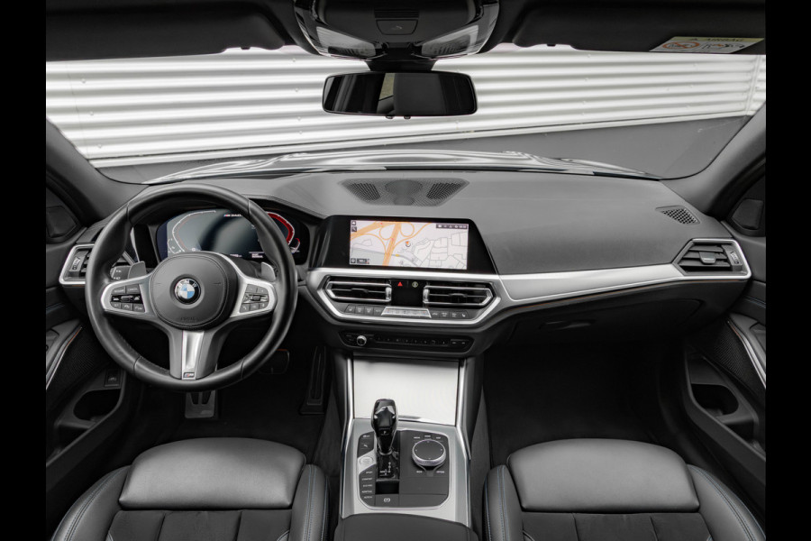 BMW 3 Serie Touring M340i xDrive - Lasers - ACC - Head-Up - Hifi