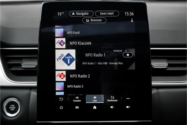 Renault Captur 1.6 E-Tech Plug-in Hybrid 160 Intens Pano Stoelverw Trekhaak 18"
