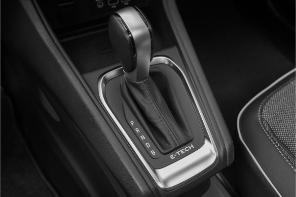 Renault Captur 1.6 E-Tech Plug-in Hybrid 160 Intens Pano Stoelverw Trekhaak 18"
