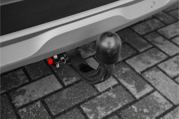 Renault Captur 1.6 E-Tech Plug-in Hybrid 160 Intens Pano Stoelverw Trekhaak 18"