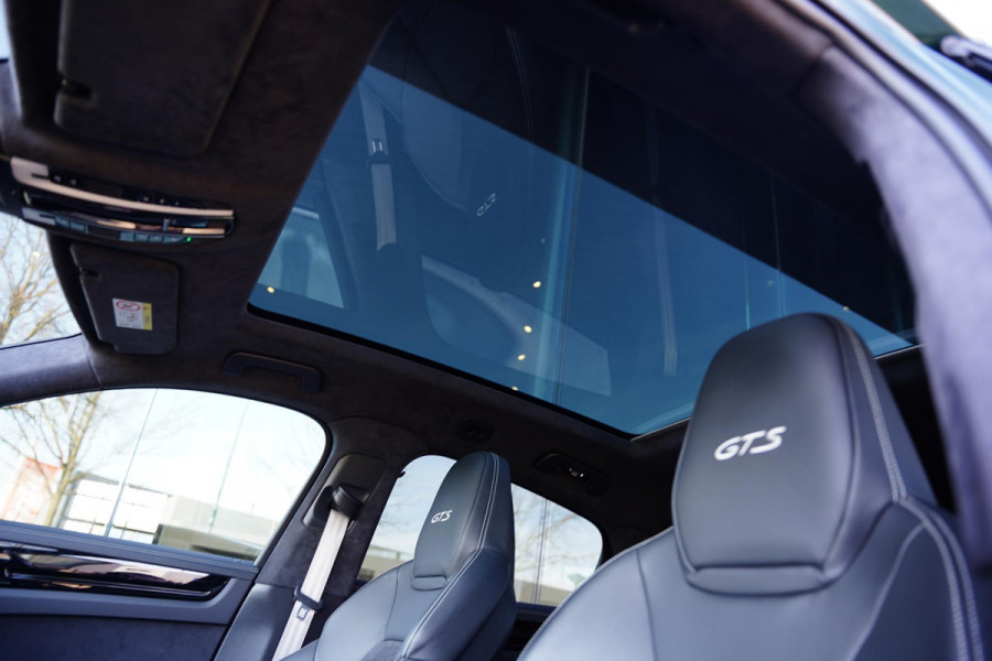 Porsche Cayenne Coupé 4.0 GTS P.T.S. Goodwood Green