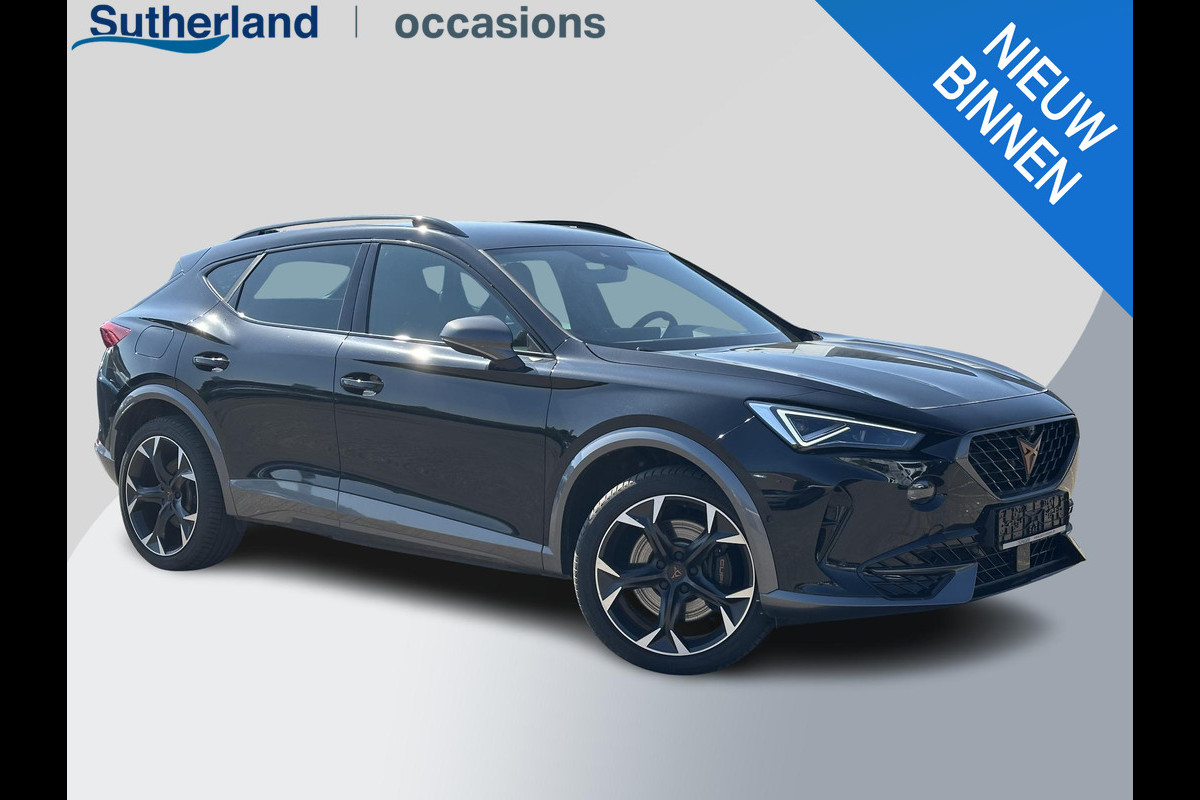 CUPRA Formentor 1.4 e-Hybrid VZ Performance | Wegklapbare trekhaak | Elek. klep | Stuur & Stoelverwarming | Camera | Adaptive cruise control | Memory seats