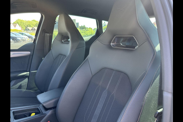 CUPRA Formentor 1.4 e-Hybrid VZ Performance | Wegklapbare trekhaak | Elek. klep | Stuur & Stoelverwarming | Camera | Adaptive cruise control | Memory seats
