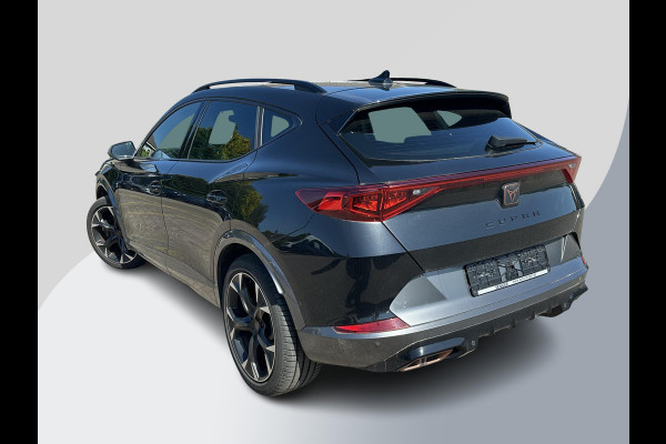 CUPRA Formentor 1.4 e-Hybrid VZ Performance | Wegklapbare trekhaak | Elek. klep | Stuur & Stoelverwarming | Camera | Adaptive cruise control | Memory seats