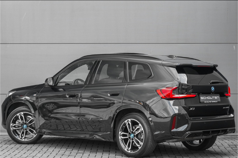 BMW X1 xDrive25e M-Sport Pano Trekhaak Stoelverw 19"