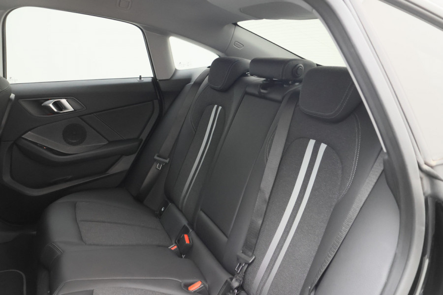 BMW 2 Serie Gran Coupé 218i Introduction Edition Automaat LED, Apple Carplay, Sfeerverlichting, Stuur-/Stoelverwarming, PDC