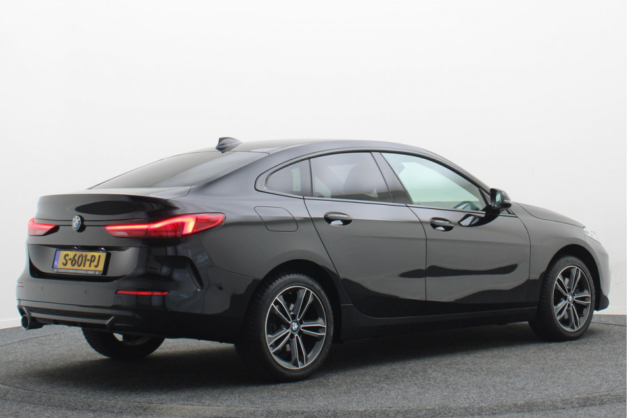 BMW 2 Serie Gran Coupé 218i Introduction Edition Automaat LED, Apple Carplay, Sfeerverlichting, Stuur-/Stoelverwarming, PDC