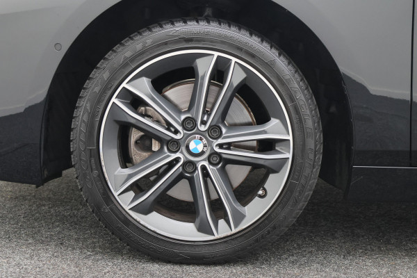 BMW 2 Serie Gran Coupé 218i Introduction Edition Automaat LED, Apple Carplay, Sfeerverlichting, Stuur-/Stoelverwarming, PDC