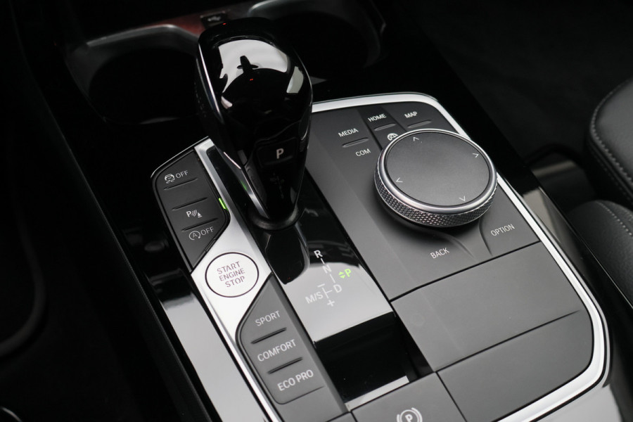 BMW 2 Serie Gran Coupé 218i Introduction Edition Automaat LED, Apple Carplay, Sfeerverlichting, Stuur-/Stoelverwarming, PDC