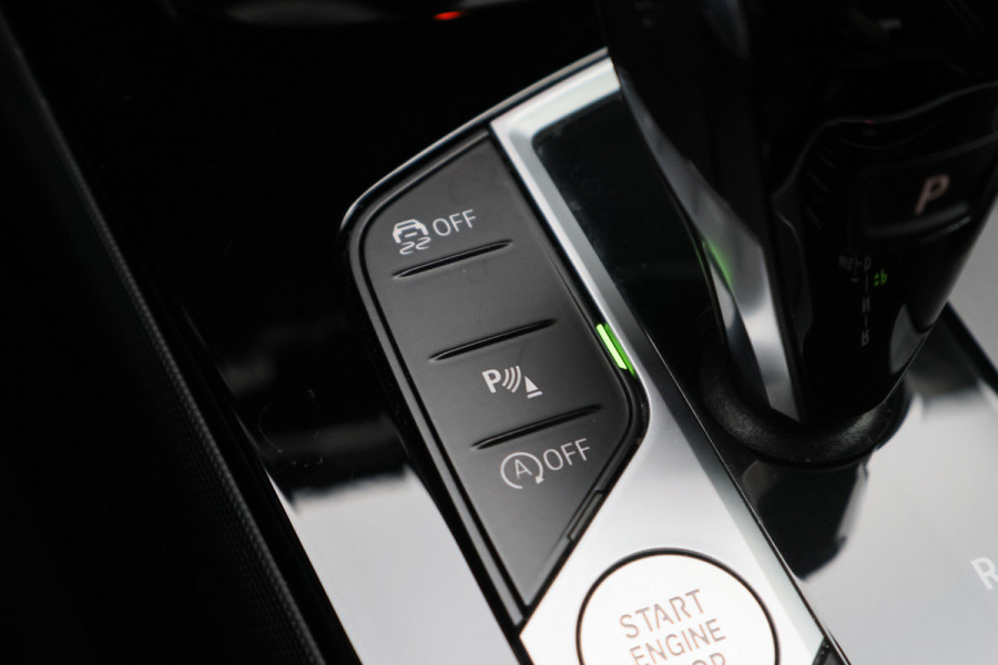 BMW 2 Serie Gran Coupé 218i Introduction Edition Automaat LED, Apple Carplay, Sfeerverlichting, Stuur-/Stoelverwarming, PDC