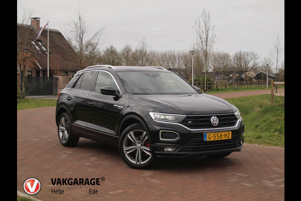Volkswagen T-Roc 1.5 TSI Sport Business R | 2X R-Line | Sfeerverlichting | Trekhaak | Digital Cockpit | Automaat | NL-Auto |