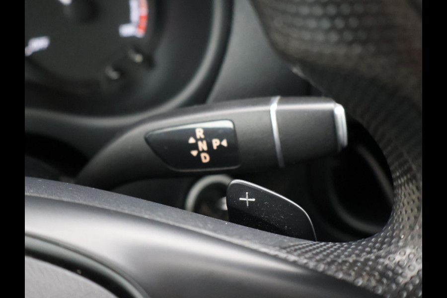 Mercedes-Benz eVito eVito LANG 41 kWh + STOELVERW. | APPLE CARPLAY | IMPERIAAL | DAB | 3-ZITS
