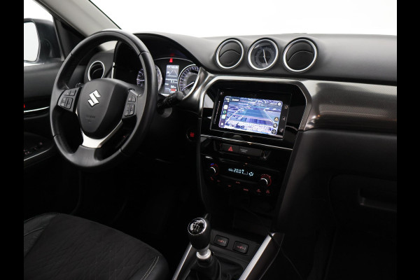 Suzuki Vitara 1.4 140 PK BOOSTERJET ALLGRIP STIJL + TREKHAAK | PANORAMA | CARPLAY | ADAPTIVE CRUISE | CAMERA | STOELVERW.