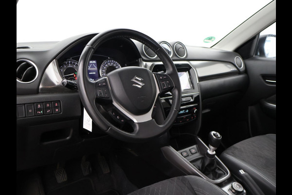 Suzuki Vitara 1.4 140 PK BOOSTERJET ALLGRIP STIJL + TREKHAAK | PANORAMA | CARPLAY | ADAPTIVE CRUISE | CAMERA | STOELVERW.