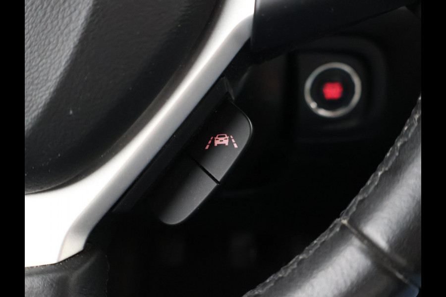 Suzuki Vitara 1.4 140 PK BOOSTERJET ALLGRIP STIJL + TREKHAAK | PANORAMA | CARPLAY | ADAPTIVE CRUISE | CAMERA | STOELVERW.