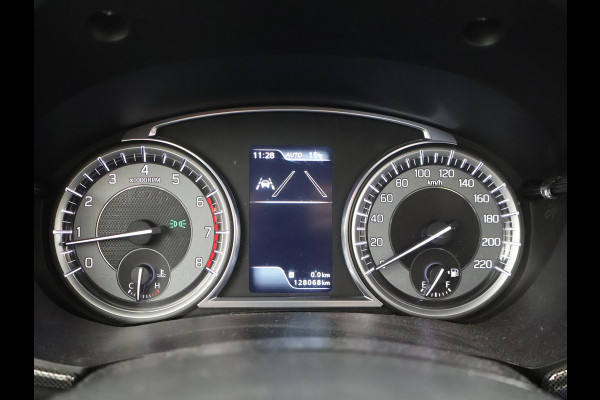 Suzuki Vitara 1.4 140 PK BOOSTERJET ALLGRIP STIJL + TREKHAAK | PANORAMA | CARPLAY | ADAPTIVE CRUISE | CAMERA | STOELVERW.