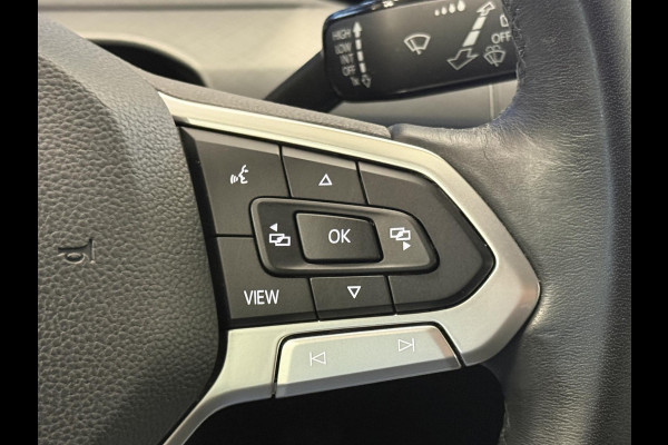 Volkswagen Golf 1.0 TSI 110pk Life Lounge Apple Carplay Android Auto Parkeersensoren Cruise Control DAB Climate Control LED Koplampen Bluetooth Lichtmetalen Velgen