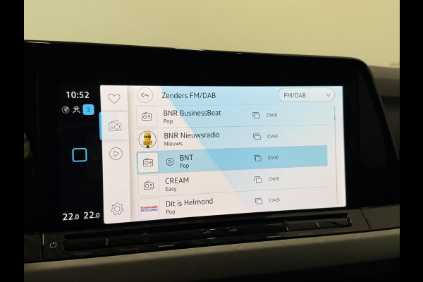 Volkswagen Golf 1.0 TSI 110pk Life Lounge Apple Carplay Android Auto Parkeersensoren Cruise Control DAB Climate Control LED Koplampen Bluetooth Lichtmetalen Velgen