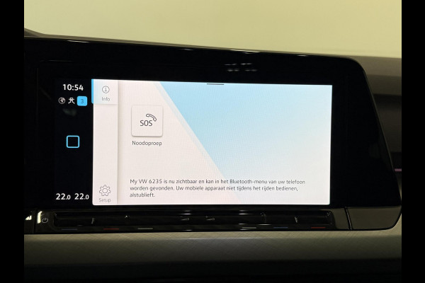 Volkswagen Golf 1.0 TSI 110pk Life Lounge Apple Carplay Android Auto Parkeersensoren Cruise Control DAB Climate Control LED Koplampen Bluetooth Lichtmetalen Velgen