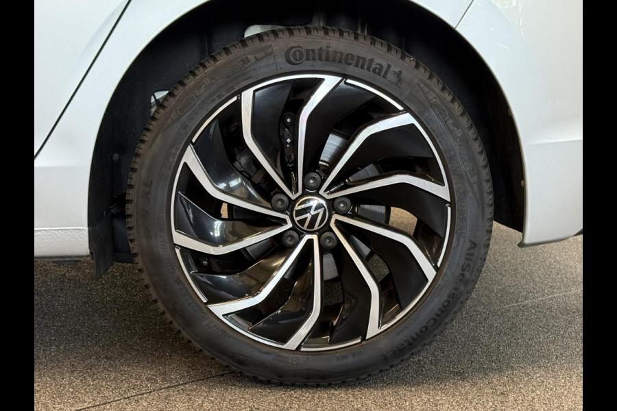 Volkswagen Golf 1.0 TSI 110pk Life Lounge Apple Carplay Android Auto Parkeersensoren Cruise Control DAB Climate Control LED Koplampen Bluetooth Lichtmetalen Velgen