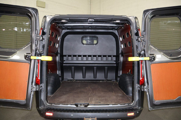 Ford Transit Custom 2.0 TDCI L2H1 Limited DC Automaat