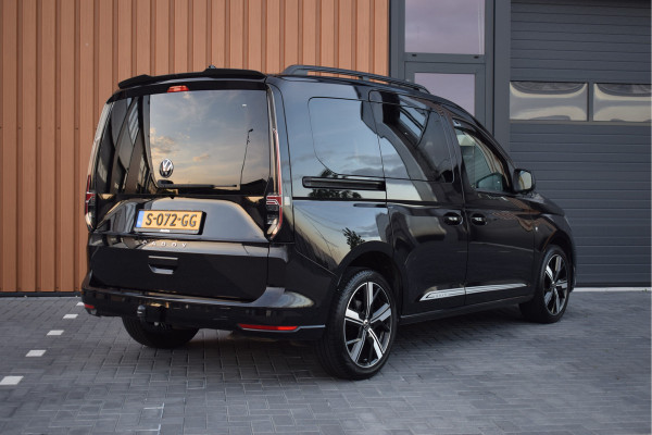 Volkswagen Caddy 1.5 TSI DSG Move Pano | Trekhaak | Camera | ACC | LED | 18"