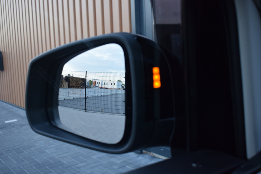 Volkswagen Caddy 1.5 TSI DSG Move Pano | Trekhaak | Camera | ACC | LED | 18"