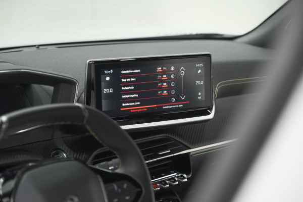 Peugeot 2008 PureTech 130 GT | Elektrisch Panoramadak | Camera | Dodehoekdetectie | Navigatie