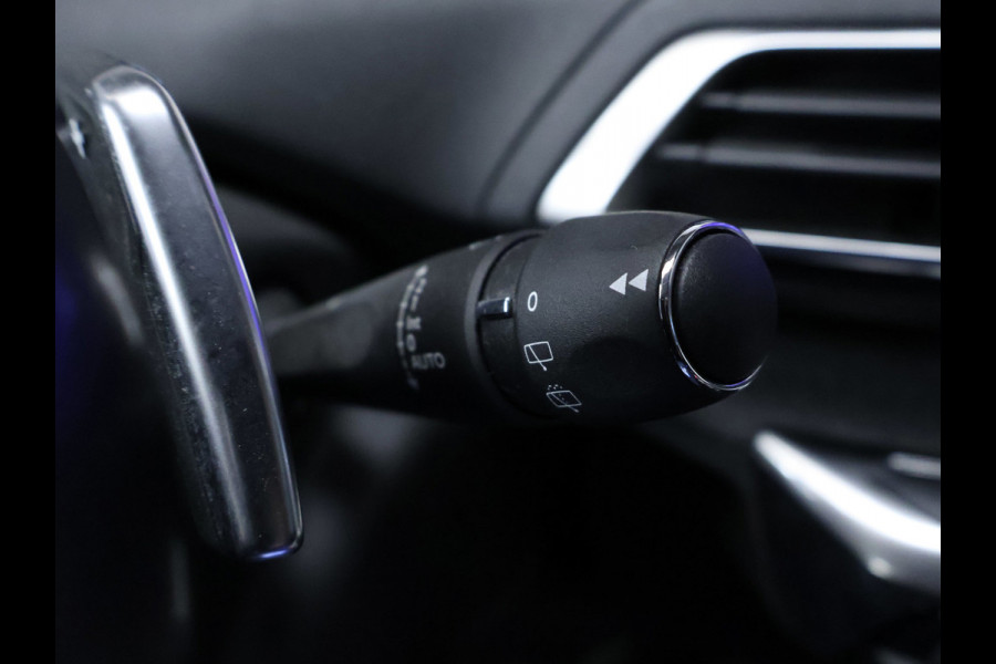Peugeot 3008 1.2 PureTech Allure Sport (SCHUIFDAK,APPLE CARPLAY,NAVI,CAMERA,360 VIEW,CLIMATE,CRUISE,GETINT,TREKHAAK,SPORTSTOELEN)