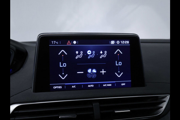 Peugeot 3008 1.2 PureTech Allure Sport (SCHUIFDAK,APPLE CARPLAY,NAVI,CAMERA,360 VIEW,CLIMATE,CRUISE,GETINT,TREKHAAK,SPORTSTOELEN)