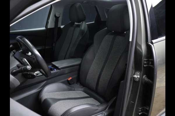 Peugeot 3008 1.2 PureTech Allure Sport (SCHUIFDAK,APPLE CARPLAY,NAVI,CAMERA,360 VIEW,CLIMATE,CRUISE,GETINT,TREKHAAK,SPORTSTOELEN)