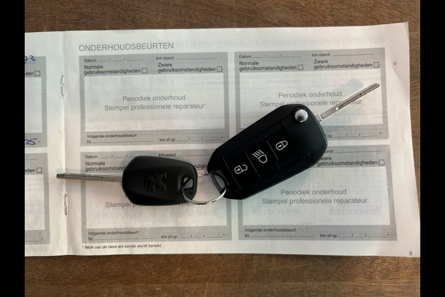 Peugeot 208 1.2 5-drs. Active Navi, Carplay, 1e Eigenaar! Bj. 2021