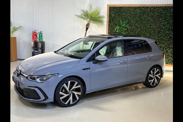 Volkswagen Golf 1.5 eTSI 3x R-Line|Pano|ACC|Carplay|Alarm|