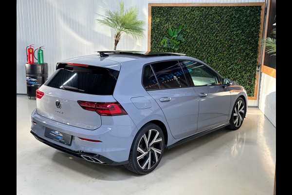 Volkswagen Golf 1.5 eTSI 3x R-Line|Pano|ACC|Carplay|Alarm|